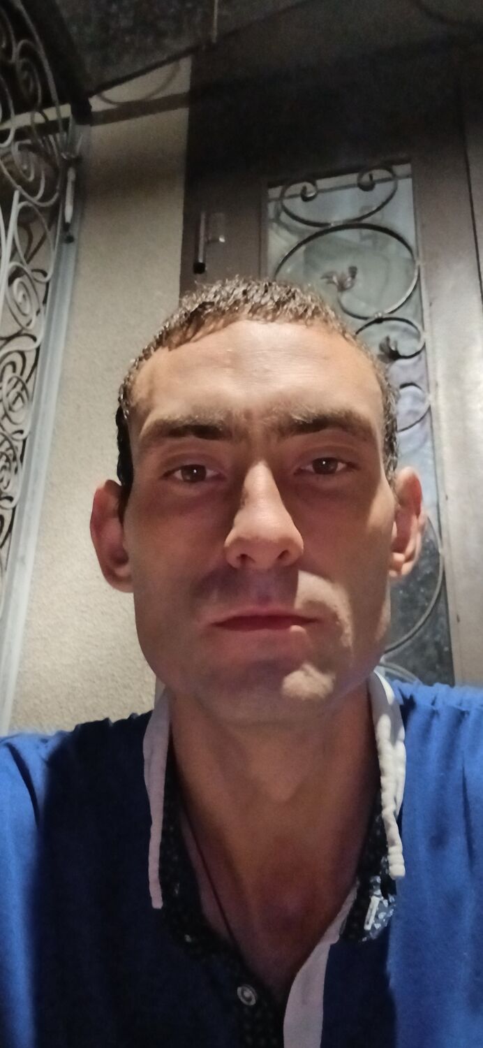  53534652  Grisha, 28 ,    