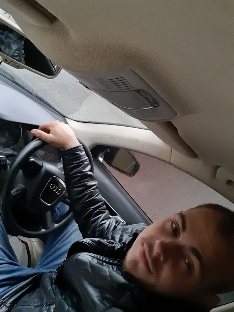  30179922  , 23 ,     