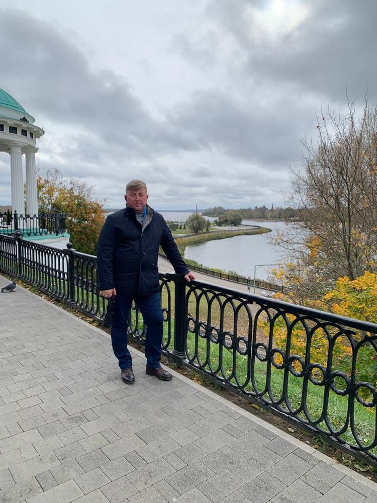  54484552  Grigory, 54 ,    