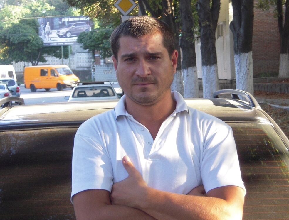  6535192  Sergiu, 45 ,    