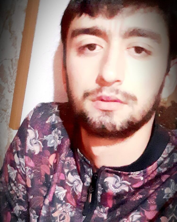  ,   Arman, 28 ,   ,   , c 