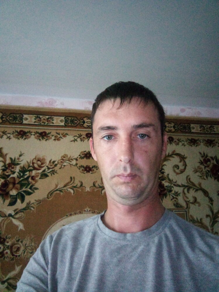  ,   Denis, 35 ,   ,   