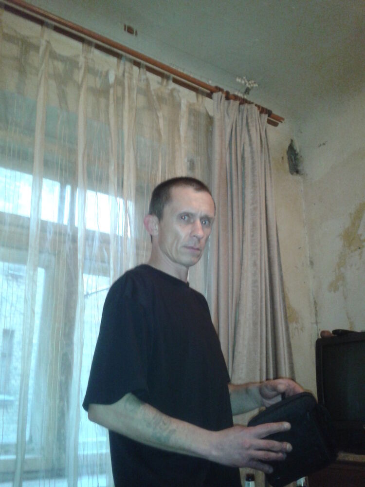  ,   Andris, 52 ,   