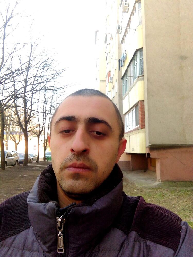  48107672  , 36 ,    