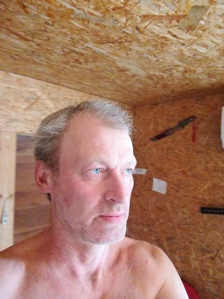  48768652  , 52 ,    