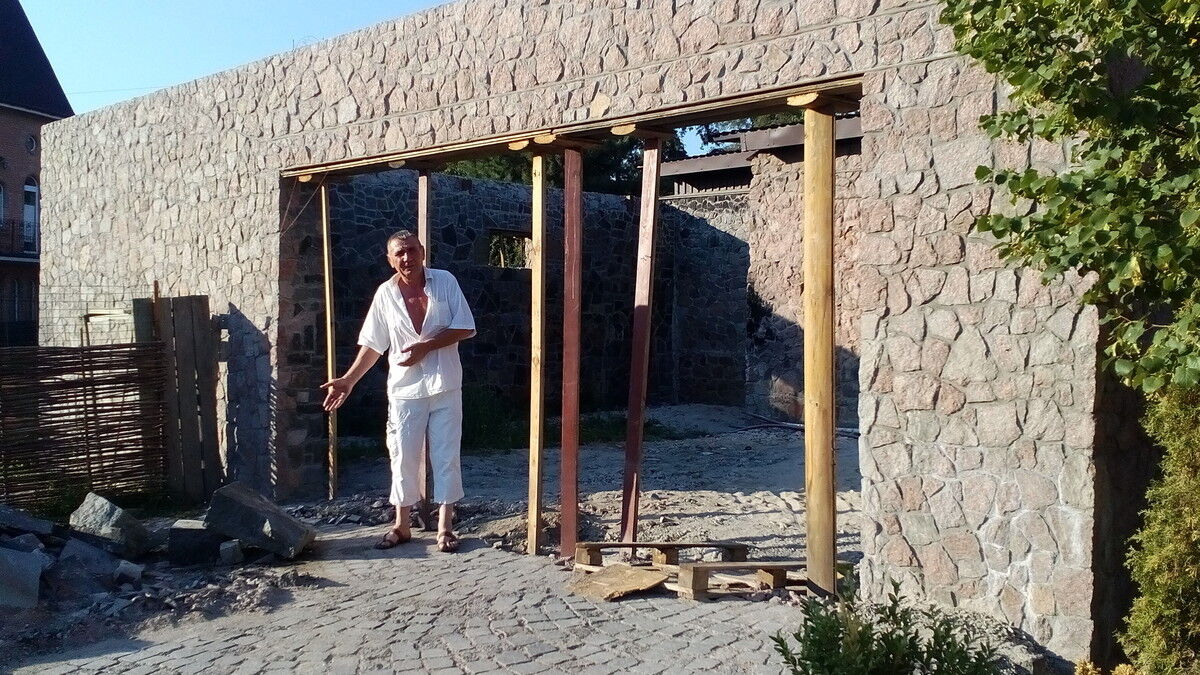  11057972  , 64 ,    