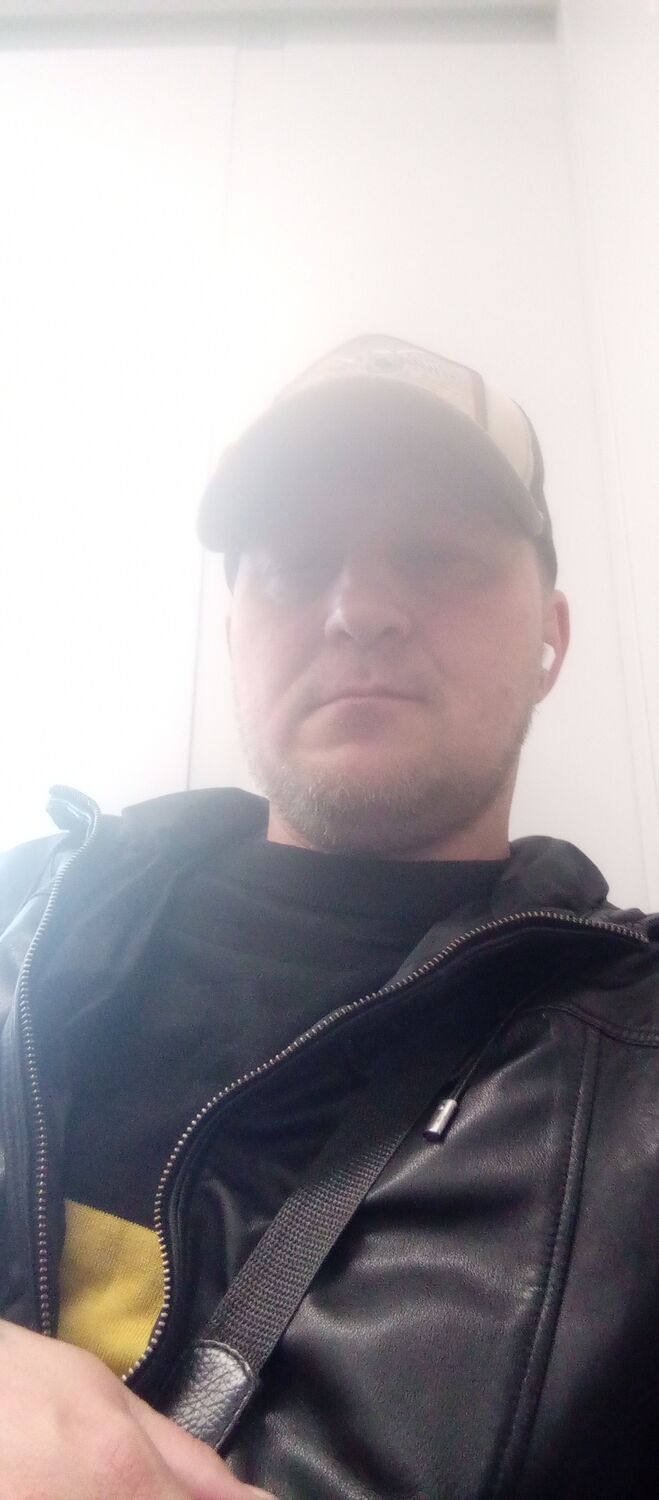  50614282  Denis, 39 ,    