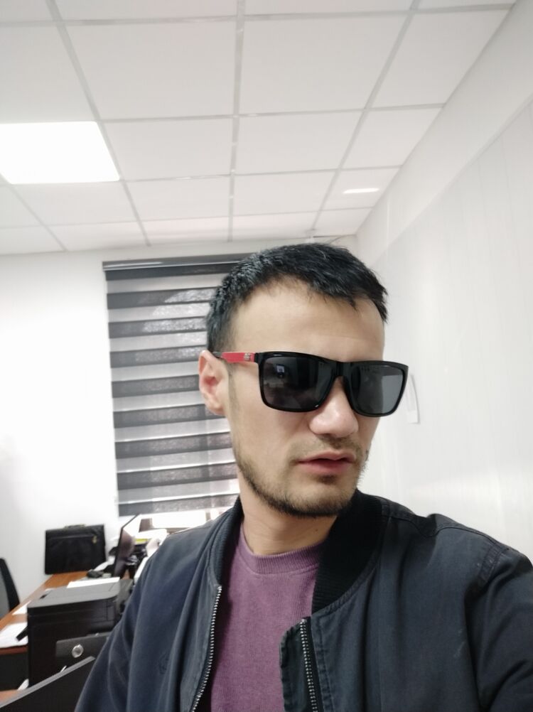  ,   Doniyor, 32 ,   ,   