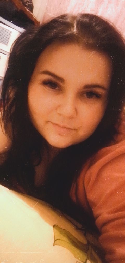  41739632  Queen, 26 ,    
