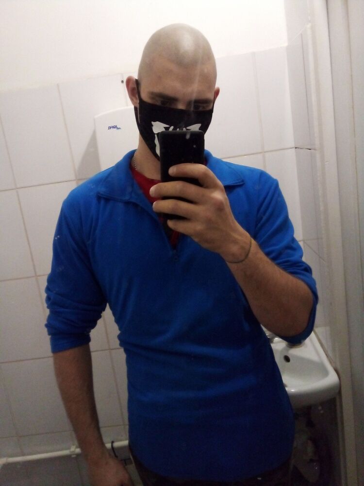  27743272  , 22 ,    