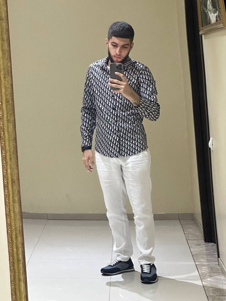  47334762  Ashot, 22 ,    