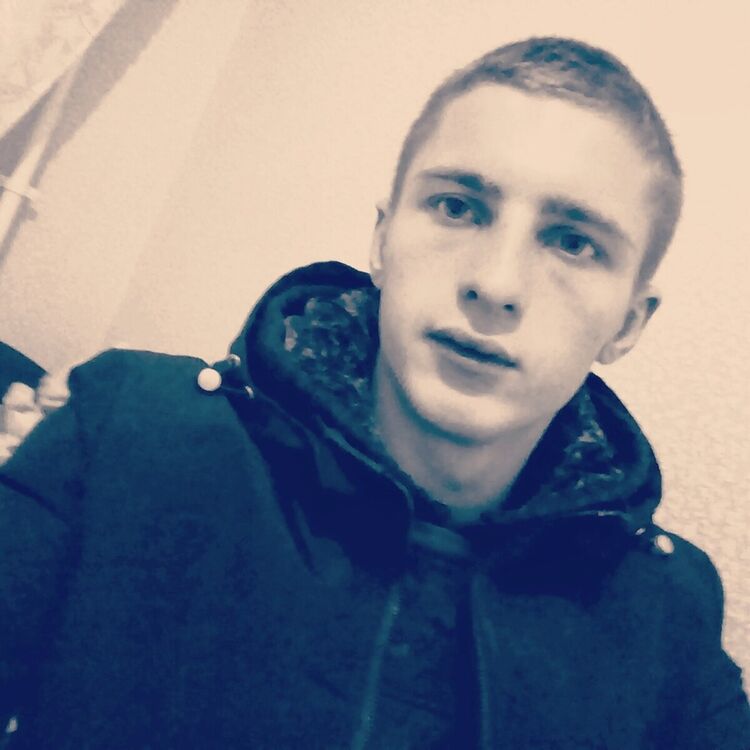  20439052  , 27 ,    