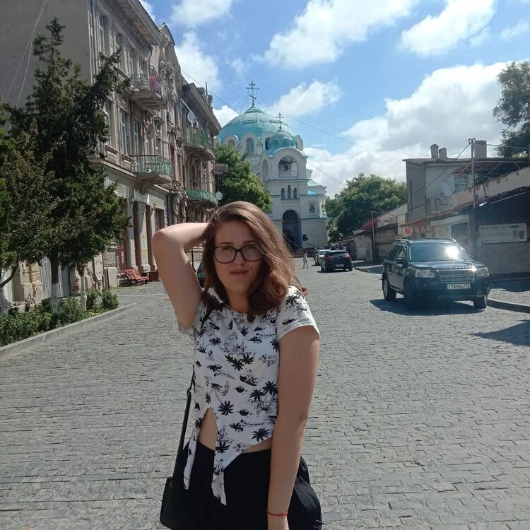  35807142  , 22 ,    -