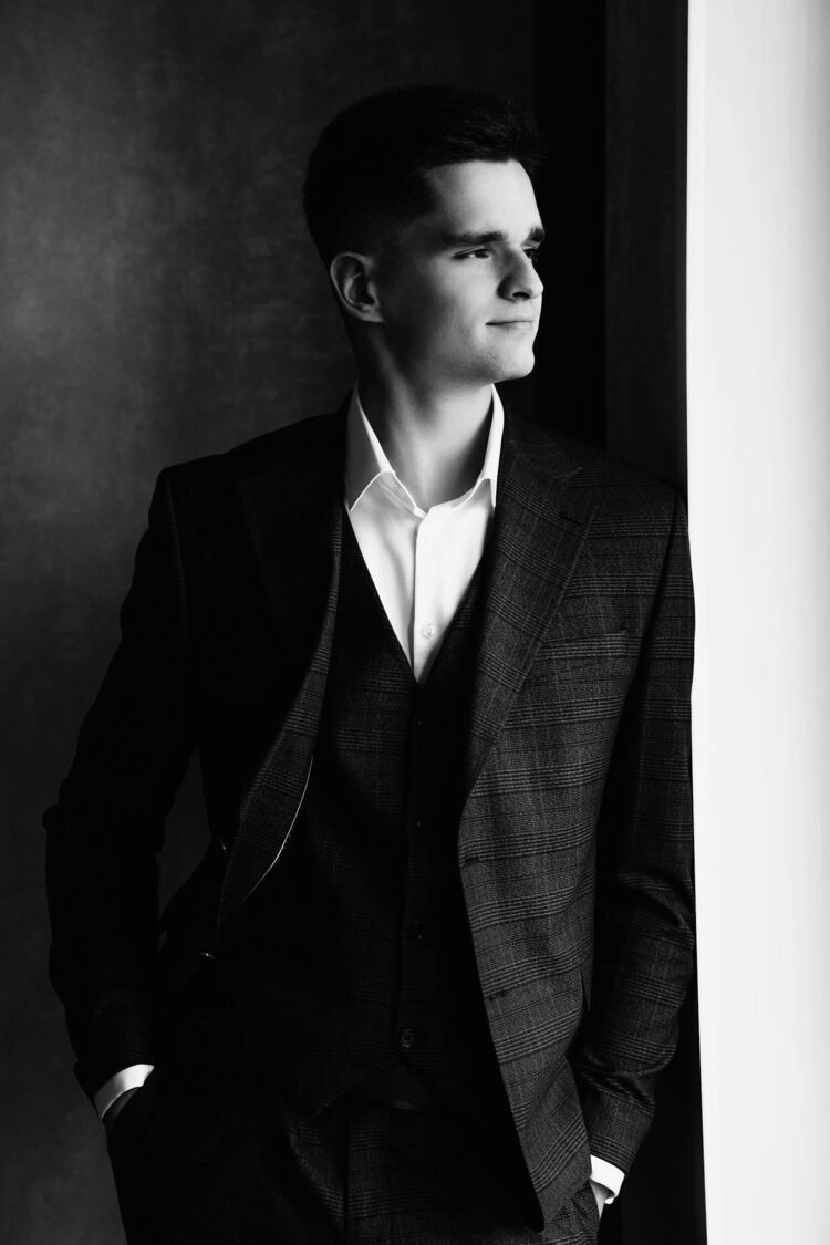  54611362  , 22 ,    -