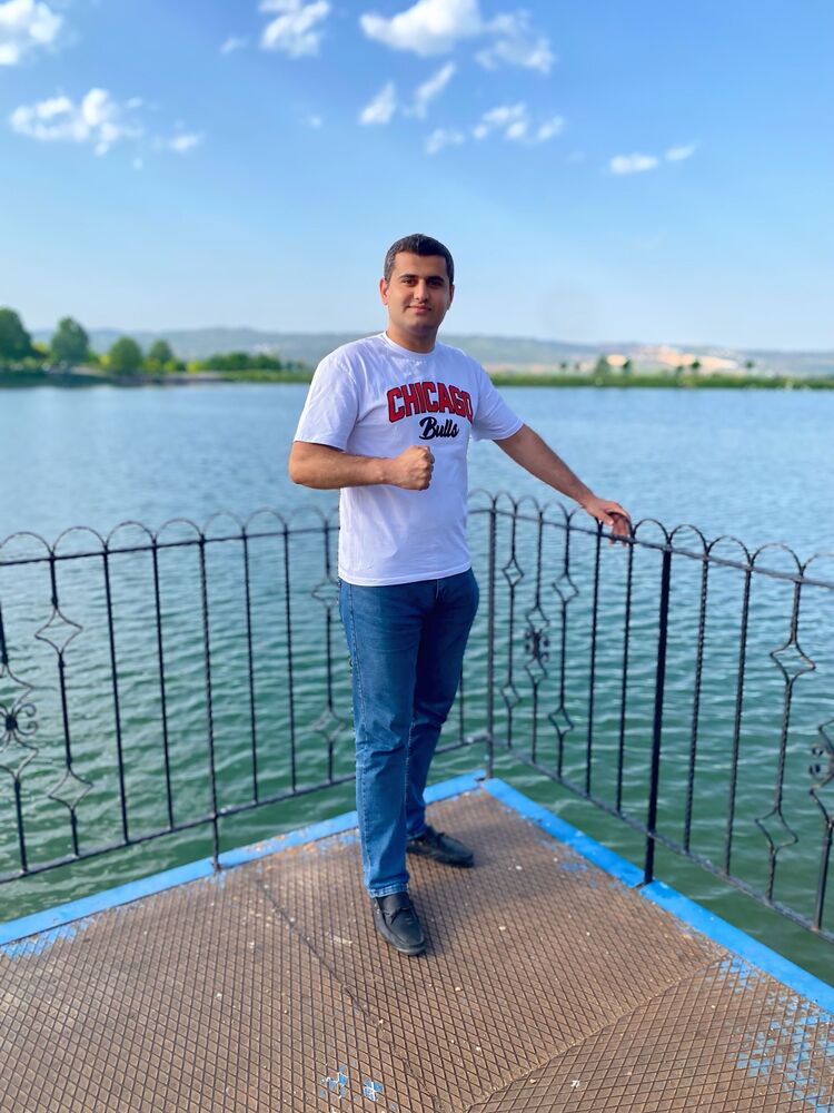  51502132  Rauf, 33 ,    