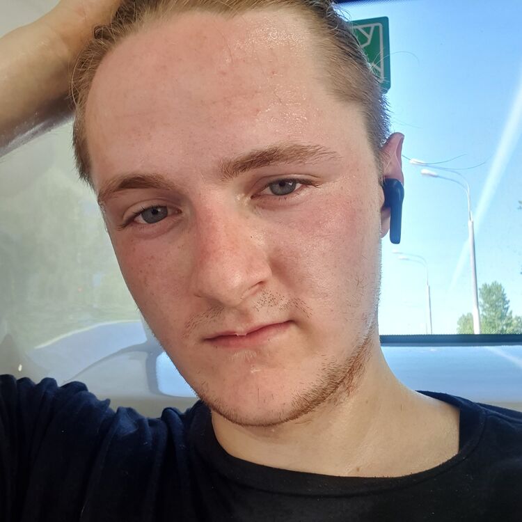 ,   Nikolai, 24 ,   ,   