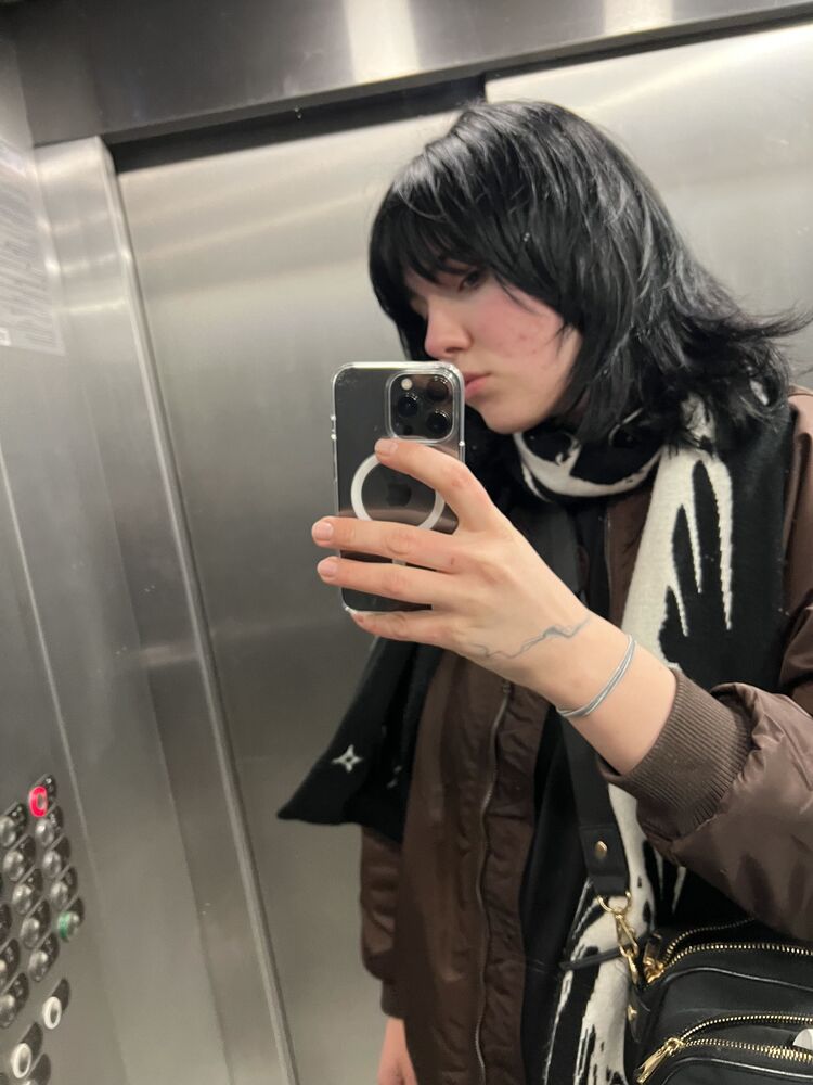  -,   , 22 ,   c 