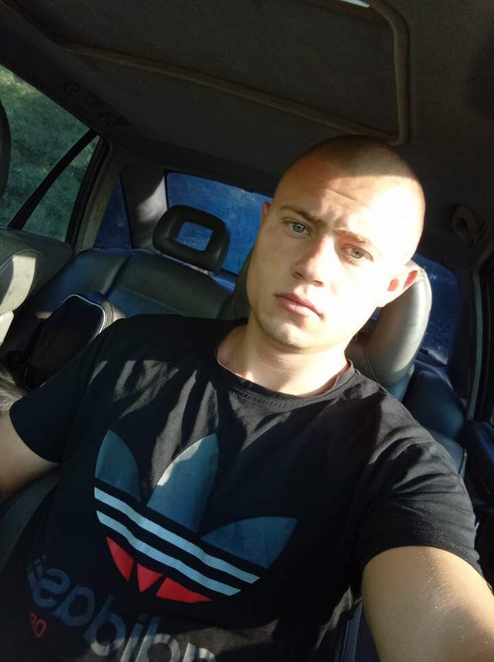  48045492  , 22 ,    