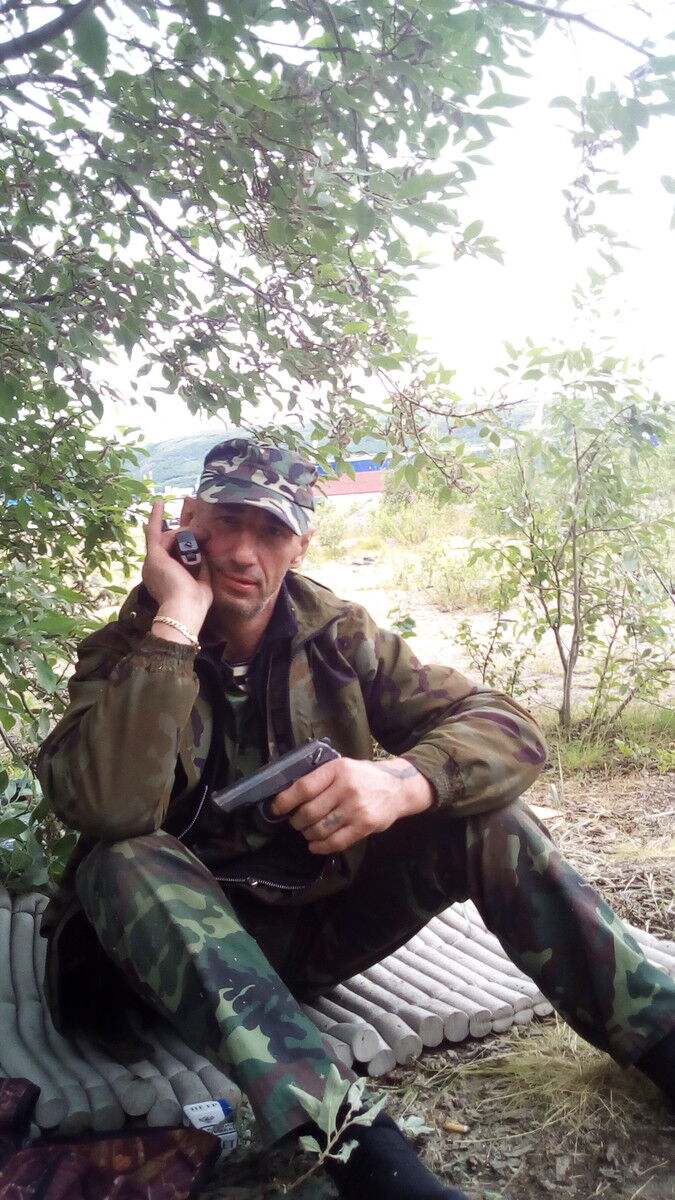  ,   EVGENIY, 56 ,  