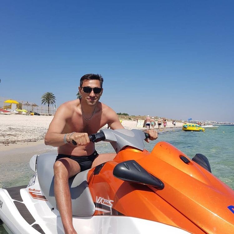 ���� 31475212 ������� �����, 48 ���, ���� ���������� � �����-����������