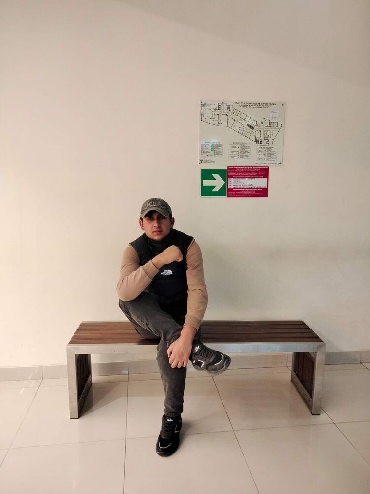  43814452  Rustam, 23 ,    