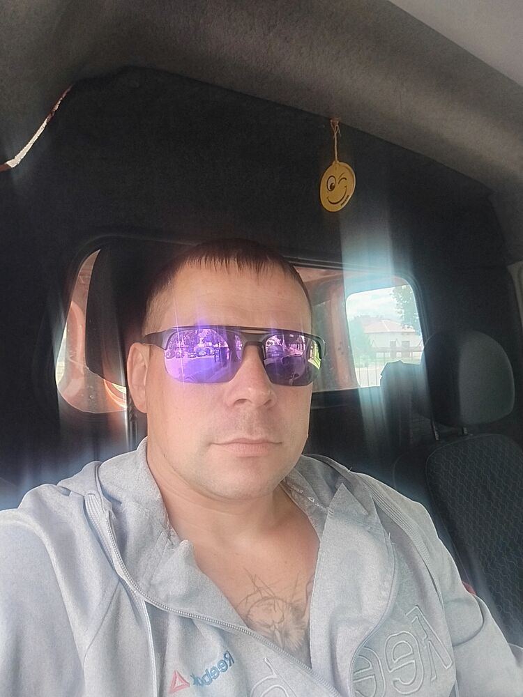  53387662  , 34 ,    