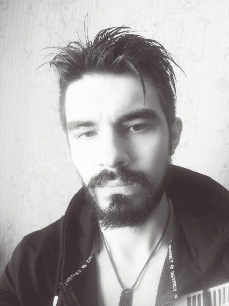  25750562  Artur, 26 ,    