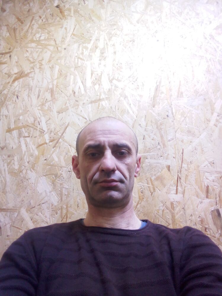  42608782  , 43 ,    