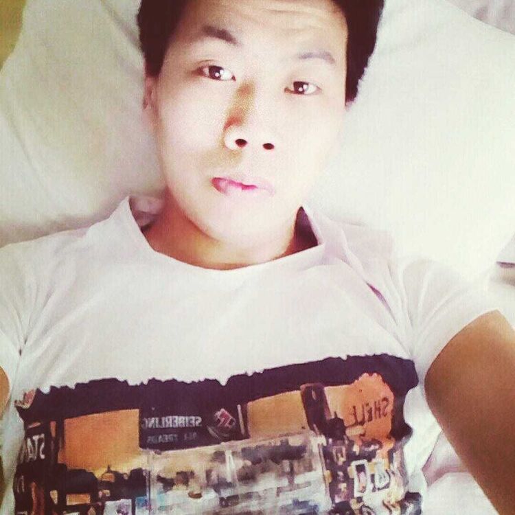  ,   SeryogaKim, 32 ,   ,   , c 