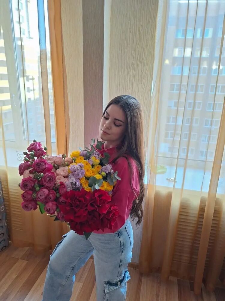  54609822  Polina, 23 ,    