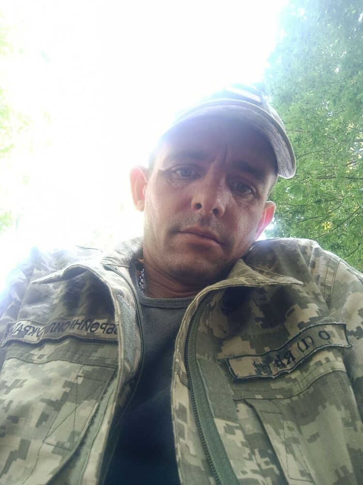  38690442  , 37 ,    