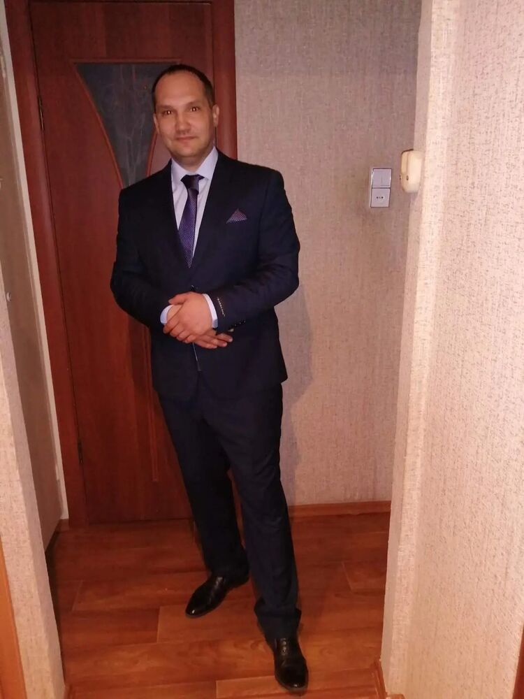  ,   Stas, 43 ,   c 