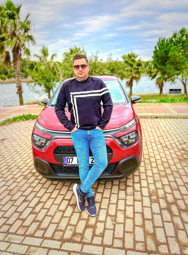  53749342  Seckin, 40 ,    Alanya