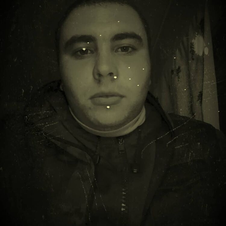  13787502  , 28 ,    
