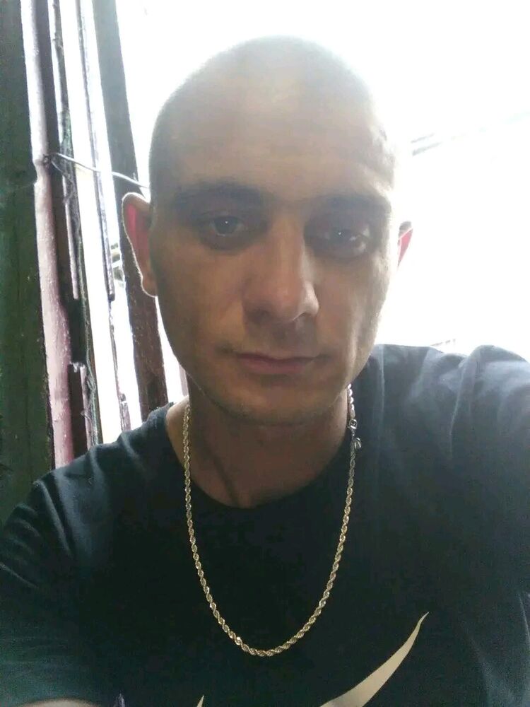  35798202  , 33 ,    
