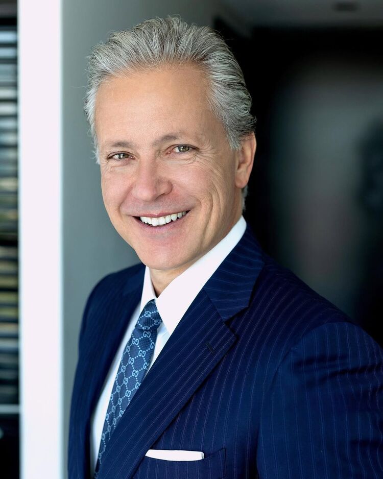 ���������� Elin Pelin, ���� ������� Williams Mar, 61 ���, ������������ ��� ������, ����� � ���������