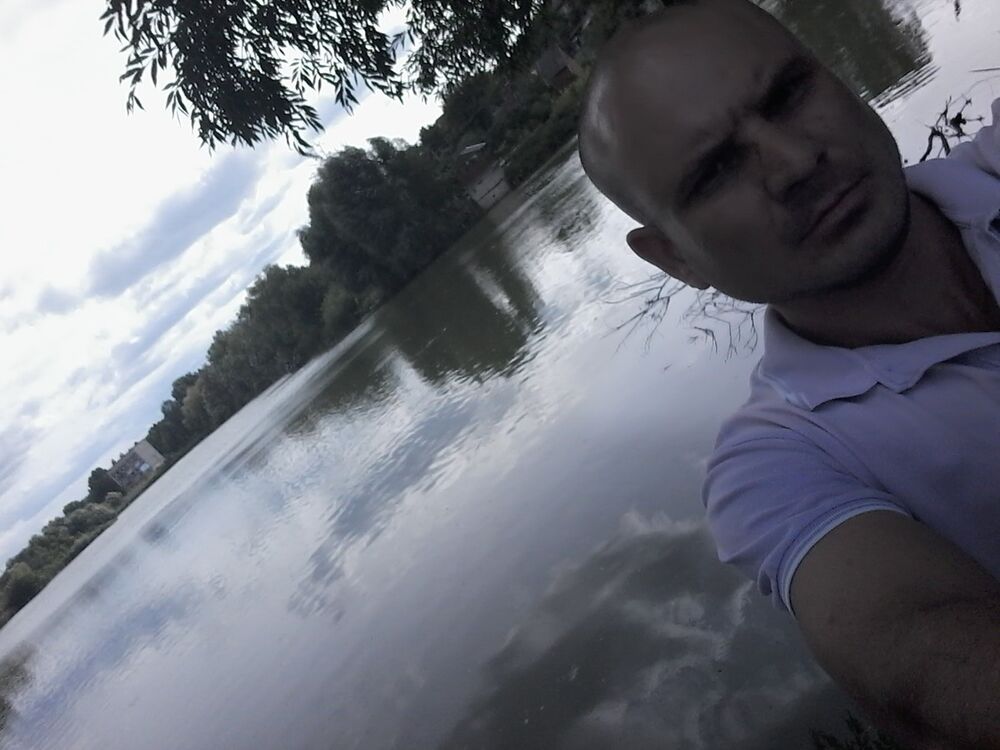  17051782  Borys, 40 ,    