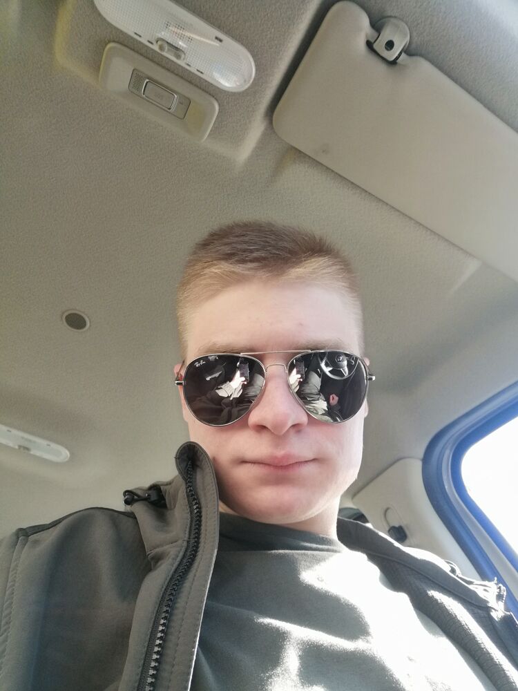  28187242  , 26 ,    -