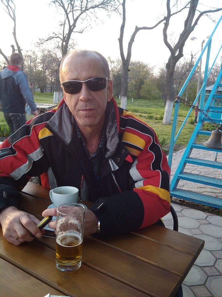  5311962  Oleg, 59 ,    
