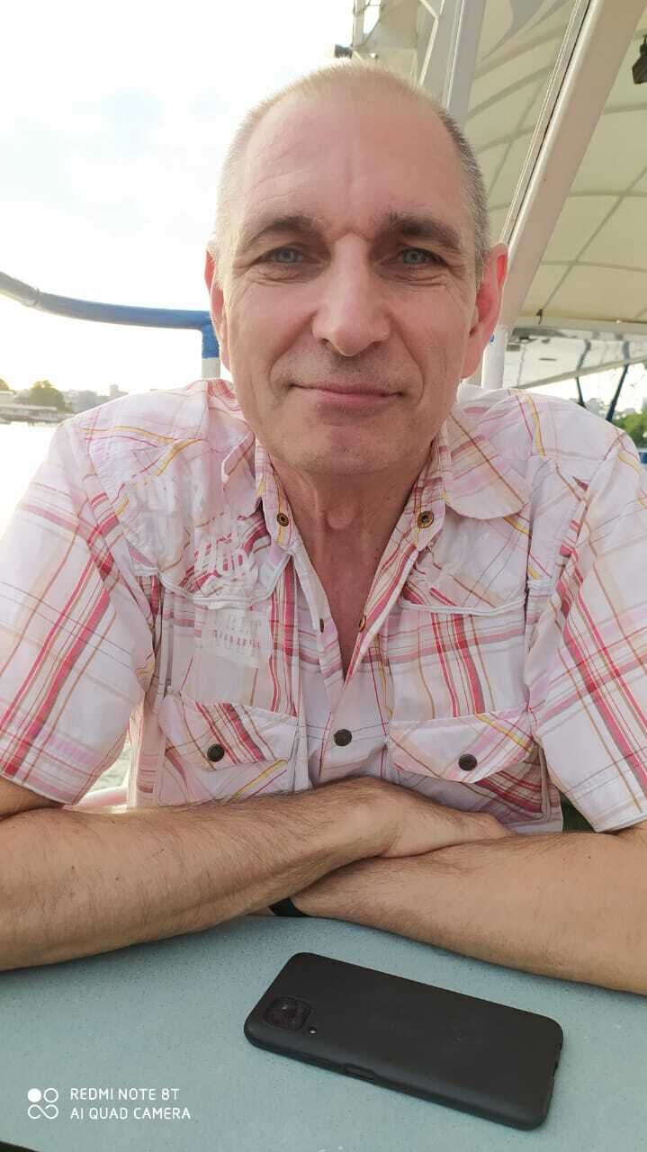  --,   Oleg, 64 ,     , c 