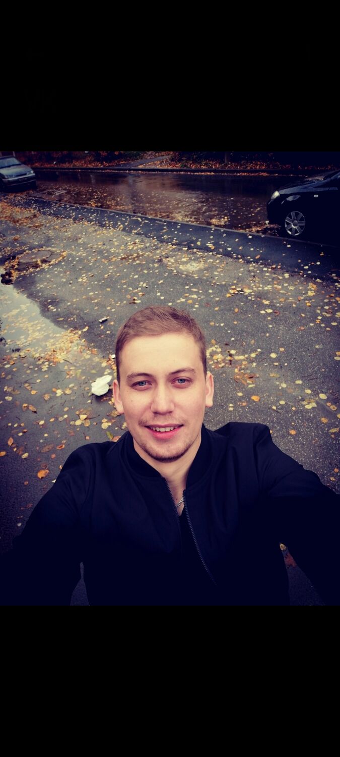  ,   Eduard, 33 ,   ,   