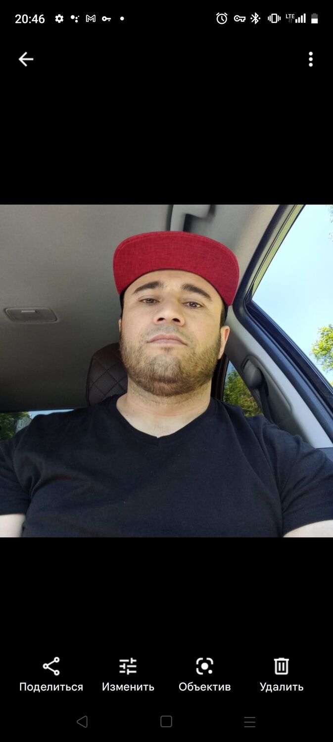  ,   Ali, 32 ,   ,   