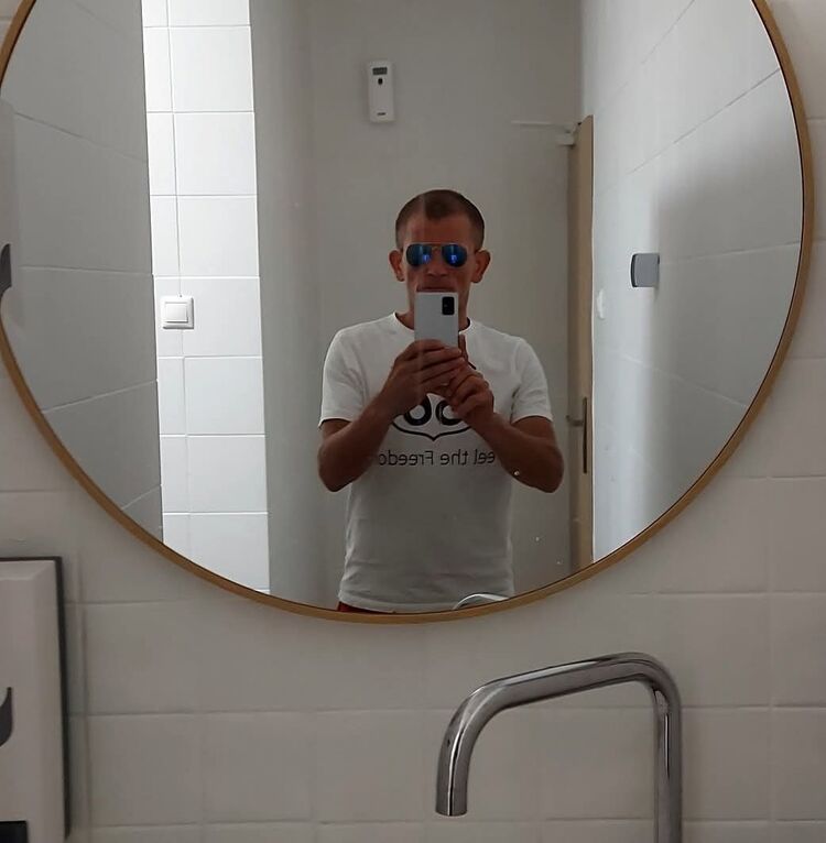  52679182  MYKHAILO, 35 ,    Dedinka Pri Dunaji