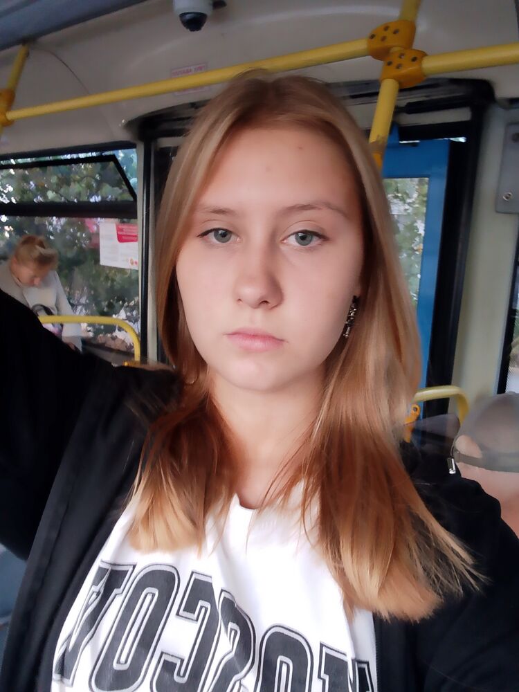  46807952  , 19 ,    