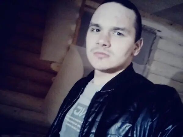  37001352  Andrey, 30 ,    