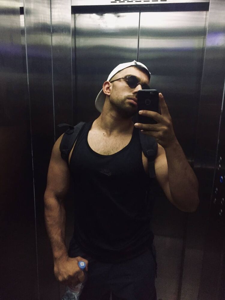  45061492  Tarkan, 29 ,    