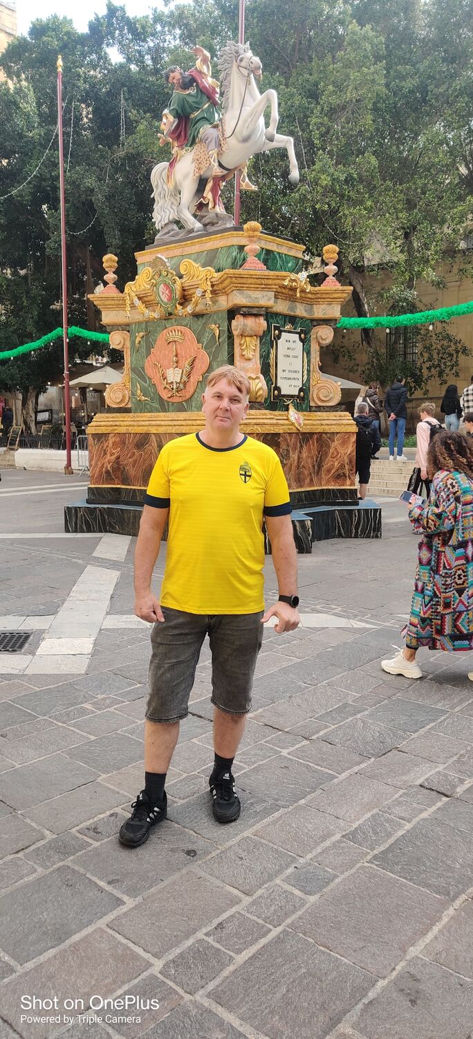  49535642  STANISLAV, 57 ,    Malta