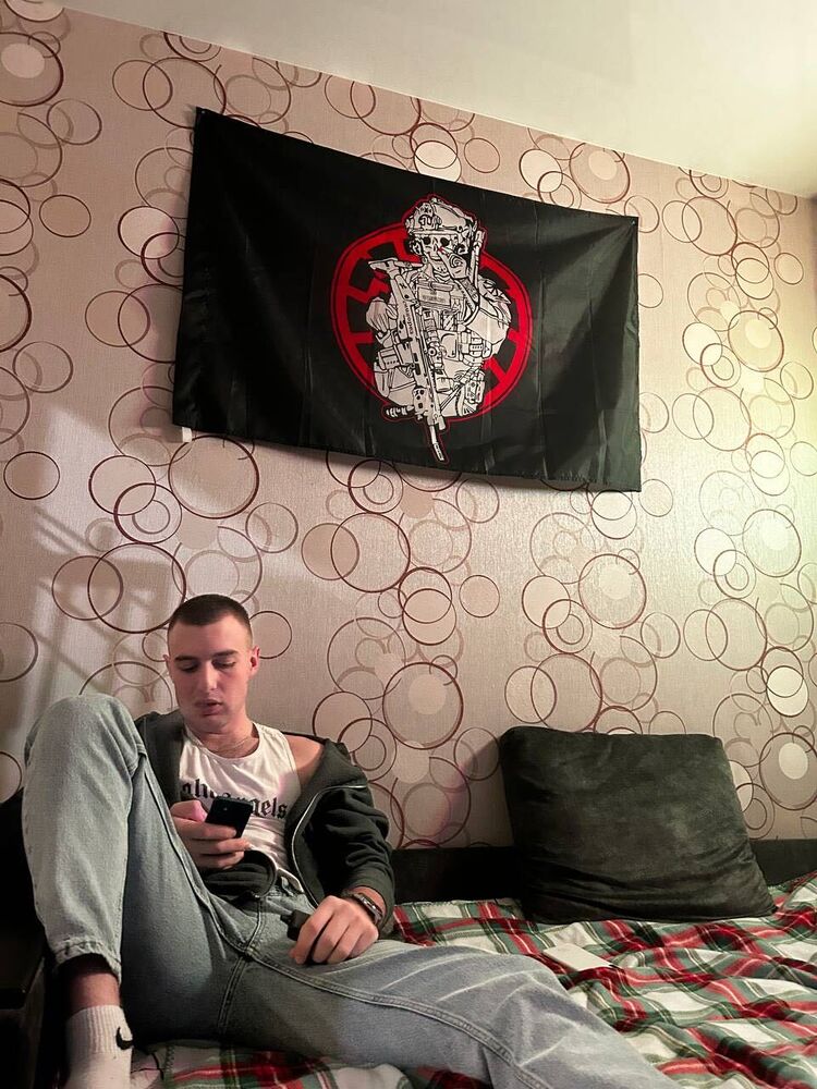  ,   , 22 ,   , 