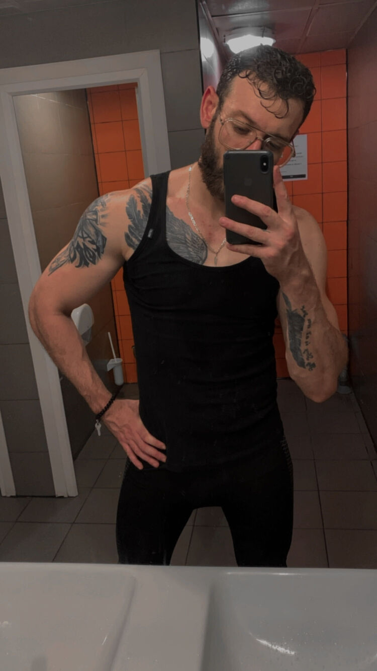  36581292  , 28 ,    