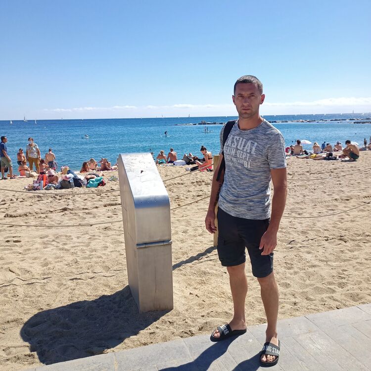   ,   Igor, 38 ,   ,   , c , 